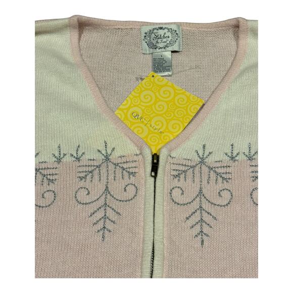 NWT Stiches In Time Pink, white, zipper Cardigan w snowflakes & gems size Large - Picture 3 of 13